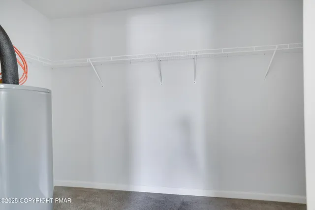 $2,250 | 458 Country Pl Drive, Tobyhanna, PA 18466