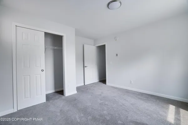 $2,100 | 458 Country Pl Drive, Tobyhanna, PA 18466