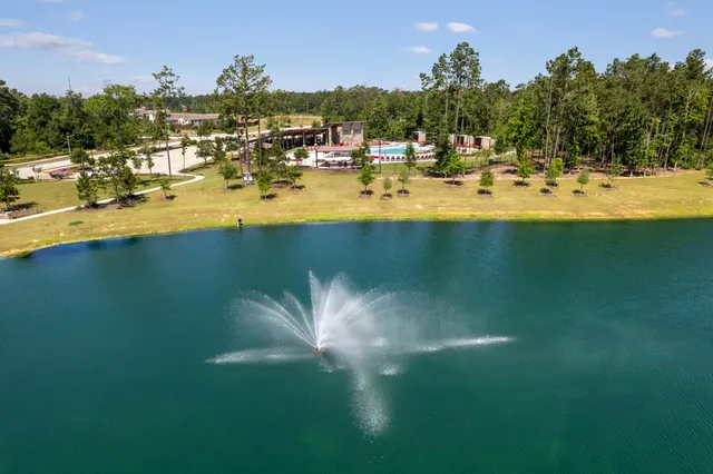 a view of a lake with houses