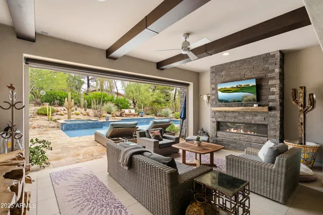 $1,899,000 | 37229 North Winding Wash Trail, Carefree, AZ 85377