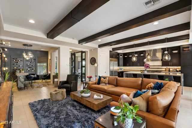 $1,899,000 | 37229 North Winding Wash Trail, Carefree, AZ 85377