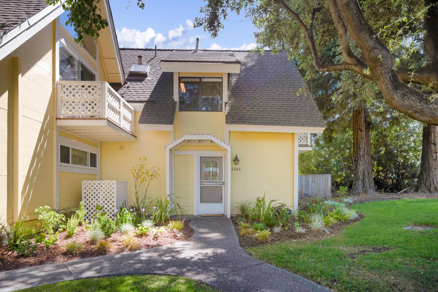 2506 West Middlefield Road Mountain View, CA 94043 - Photo 1 of 29 Gallery Image 1