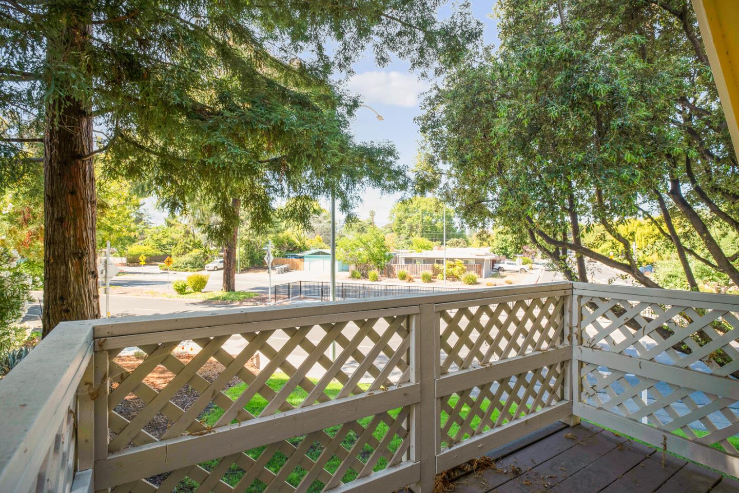 2506 West Middlefield Road Mountain View, CA 94043 - Photo 21 of 29 Gallery Image 21