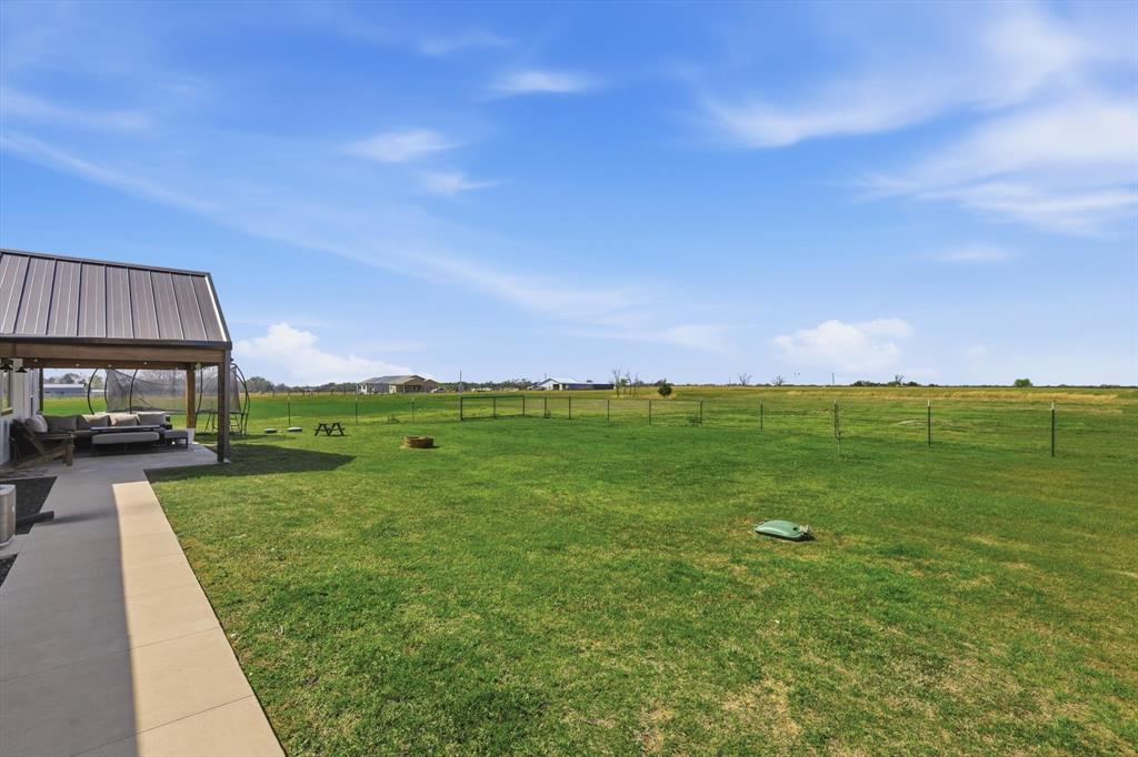 2201 South Road Whitesboro, TX 76273 - Photo 37 of 40 a view of a back yard