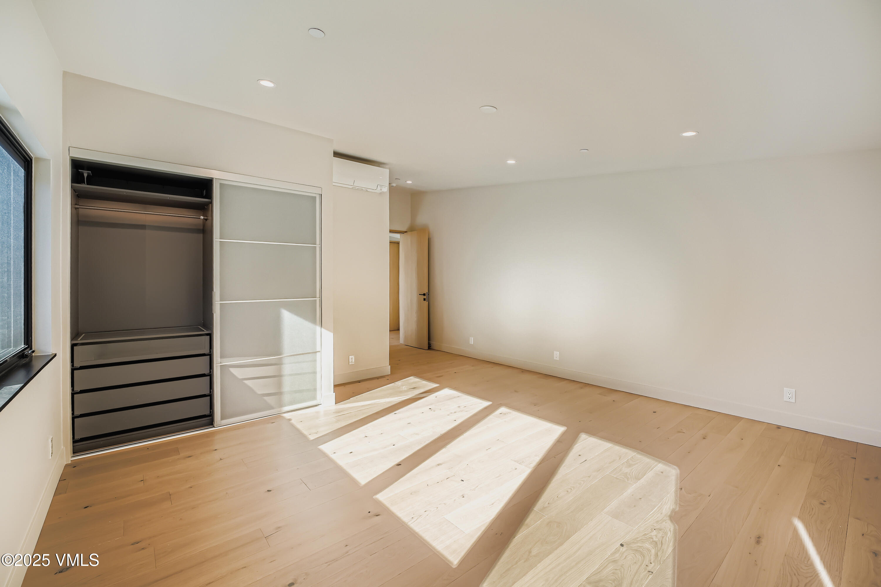 2811 Bald Mountain Road Vail, CO 81657 - Photo 34 of 55 a view of an empty room