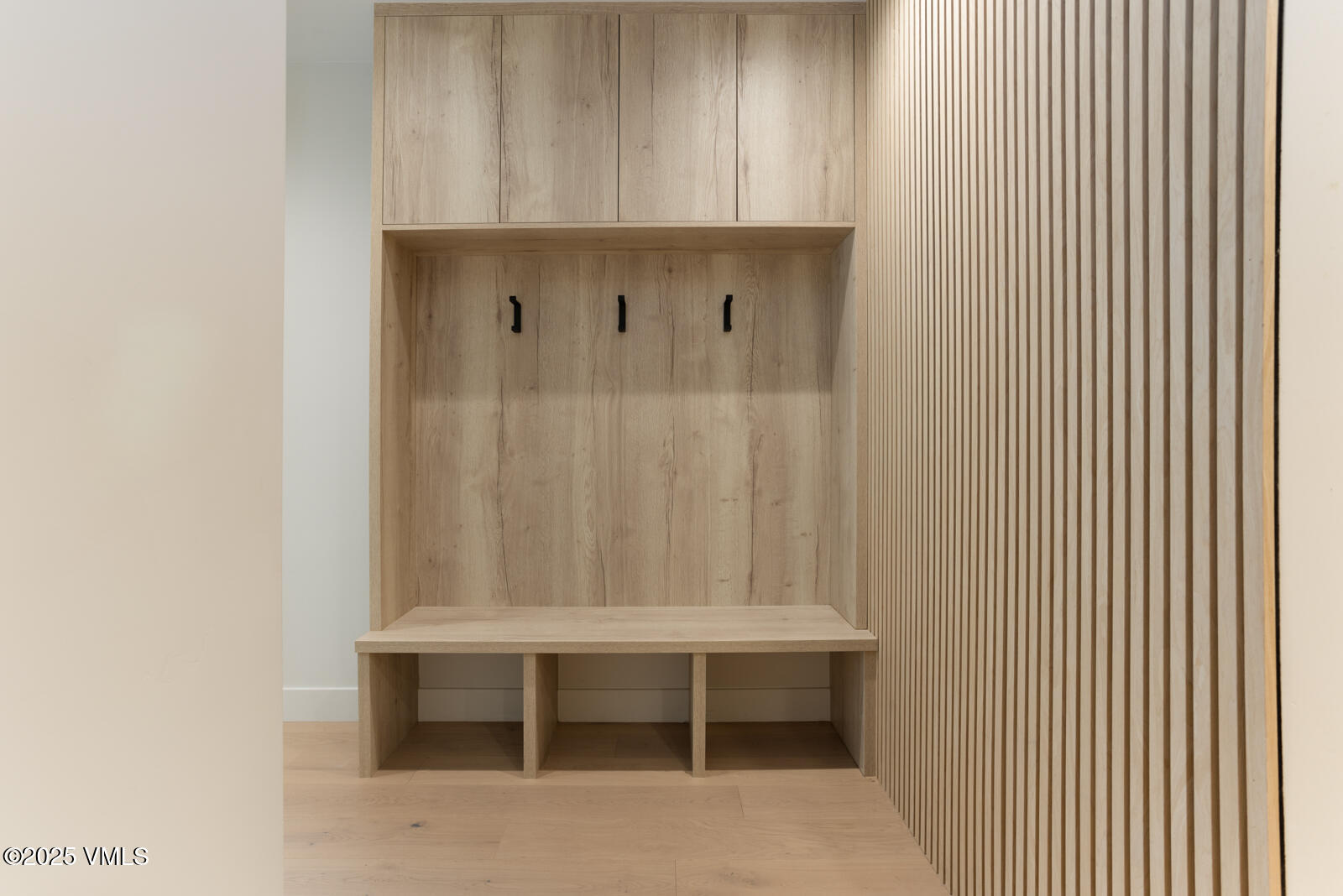 2811 Bald Mountain Road Vail, CO 81657 - Photo 51 of 55 a bench sitting in a kitchen