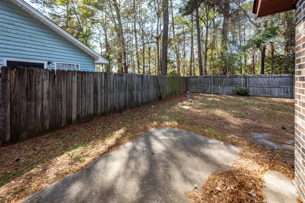 $1,550 | 120 Colonial Court, Summerville, SC 29483