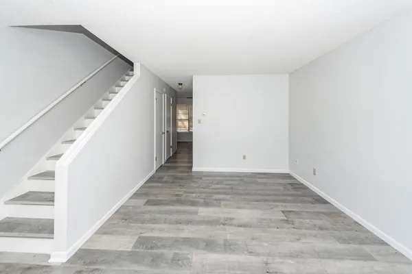 $1,550 | 120 Colonial Court, Summerville, SC 29483