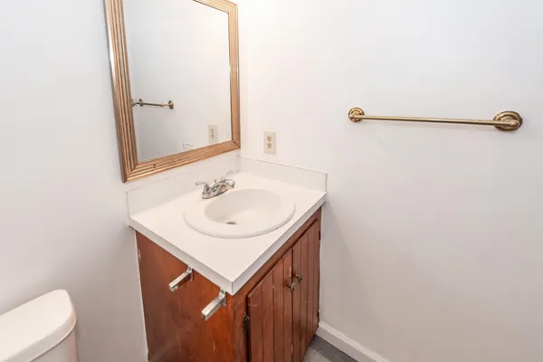 $1,550 | 120 Colonial Court, Summerville, SC 29483