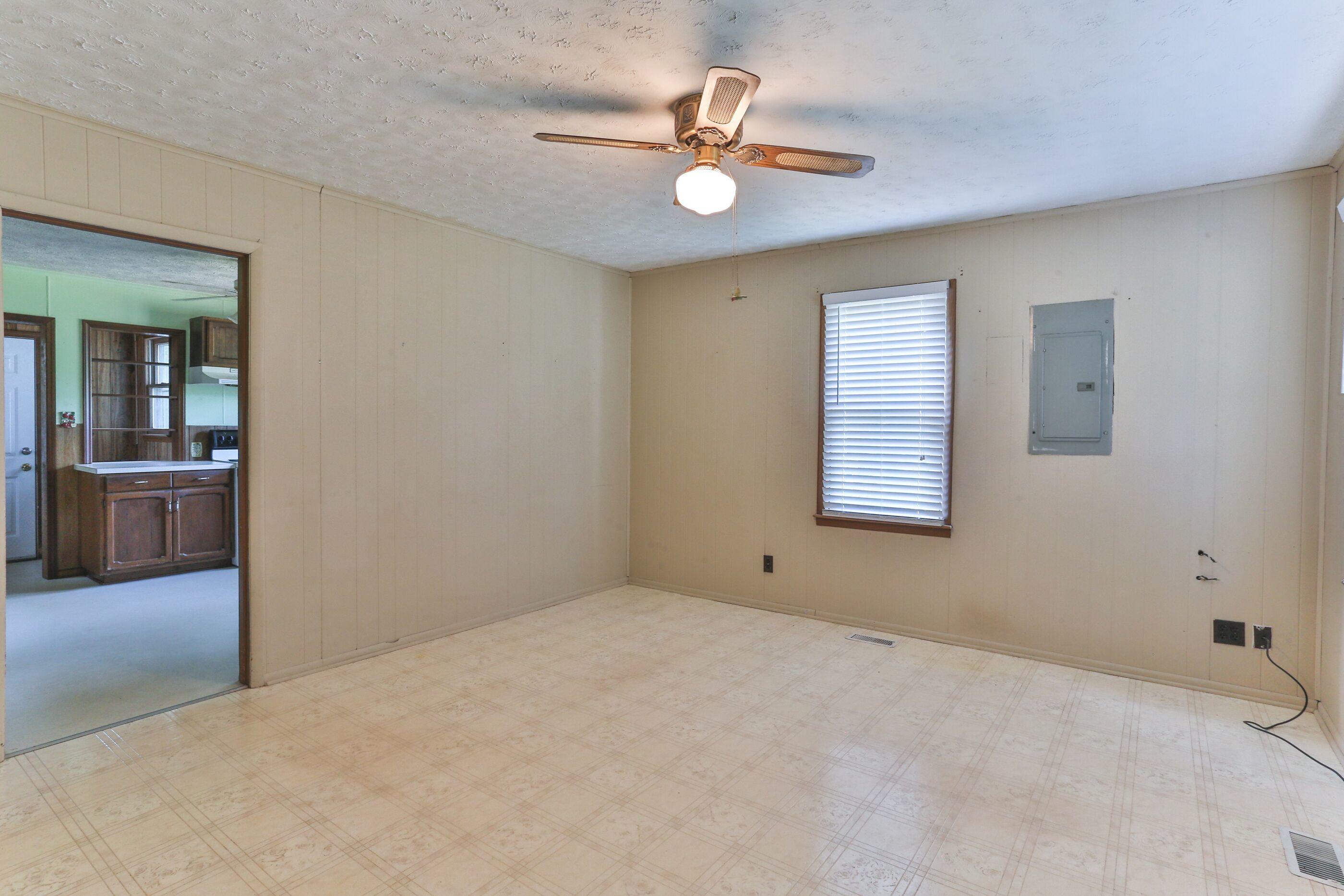 354 Northam Road Rockingham, NC 28379 - Photo 6 of 23 11
