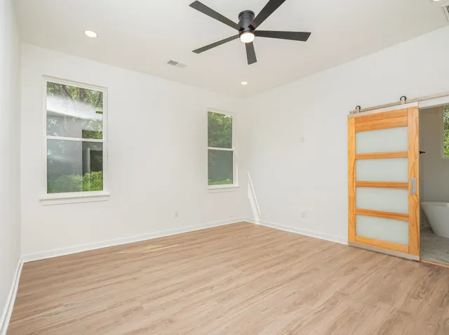 $400,000 | 6 Gavin Place, Taylors, SC 29687