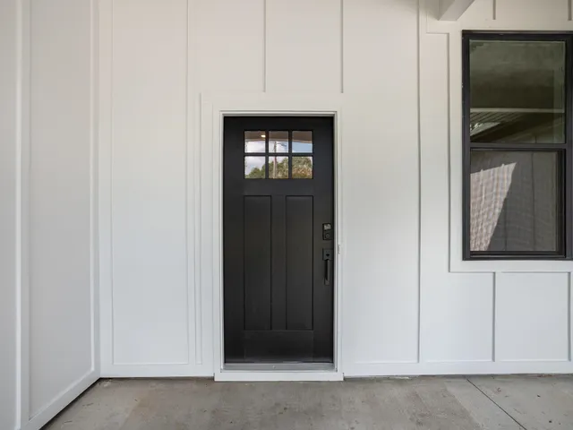 $400,000 | 6 Gavin Place, Taylors, SC 29687