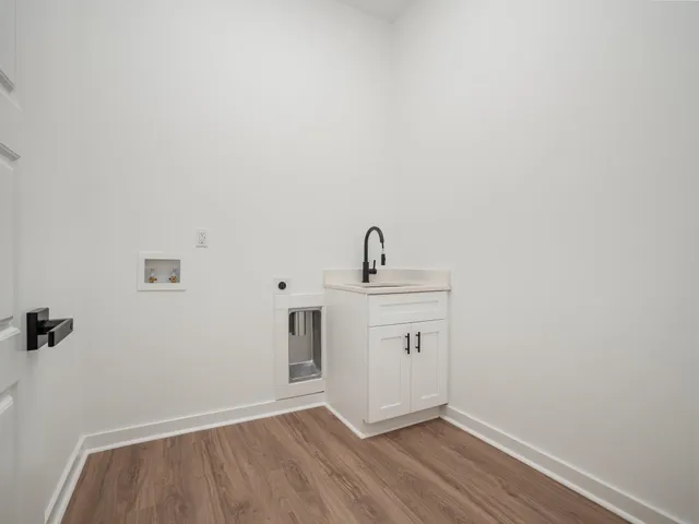 $400,000 | 6 Gavin Place, Taylors, SC 29687