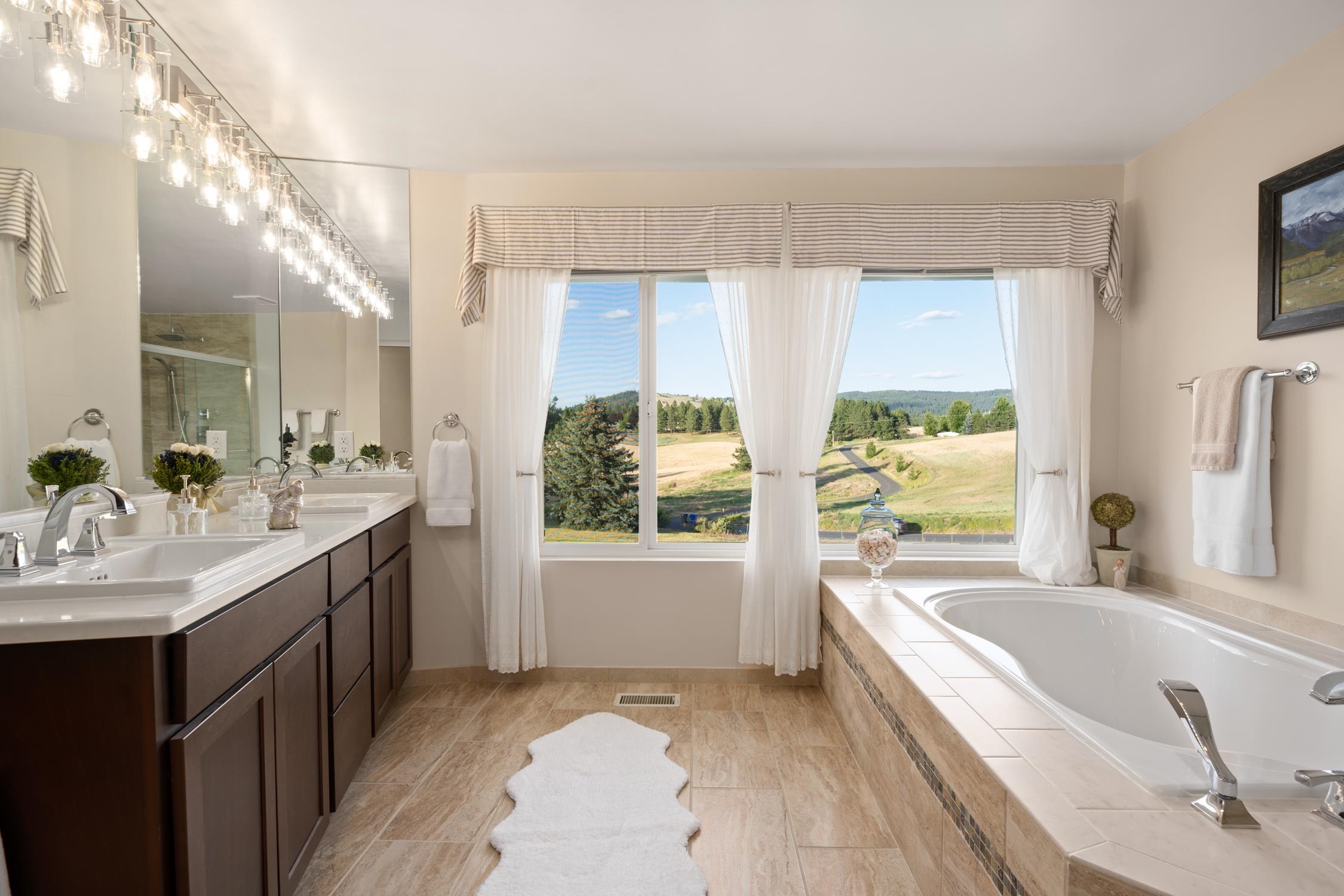 7404 South Regal Road Spokane, WA 99223 - Photo 15 of 35