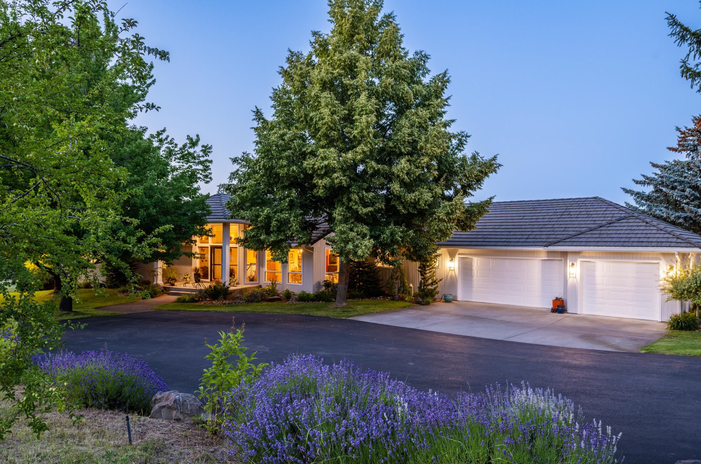 7404 South Regal Road Spokane, WA 99223 - Photo 23 of 35