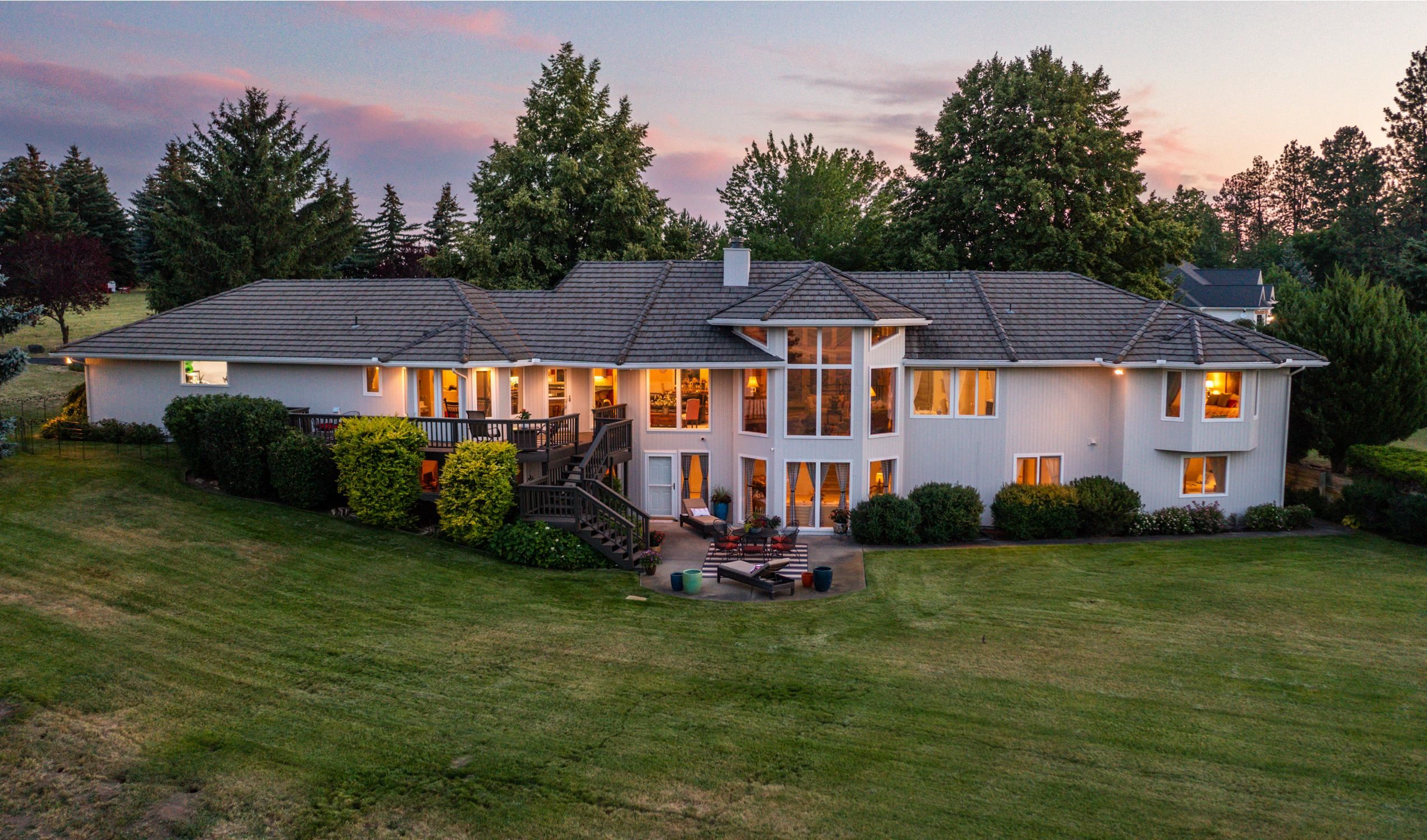 7404 South Regal Road Spokane, WA 99223 - Photo 4 of 35
