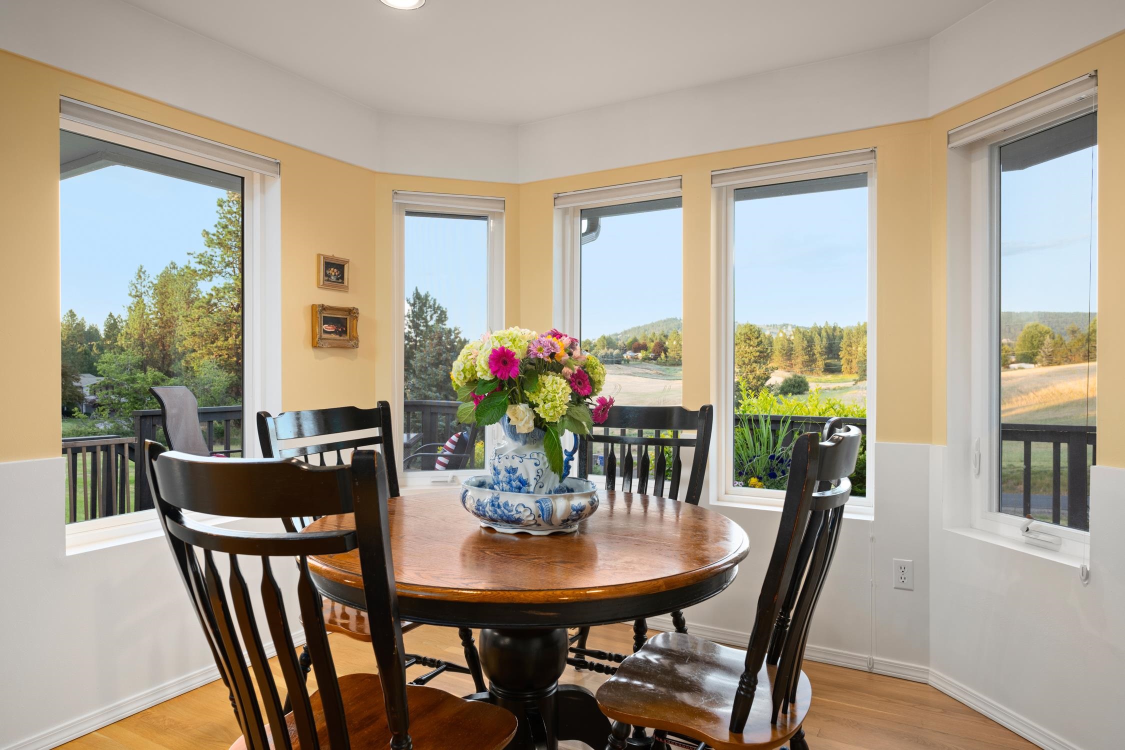 7404 South Regal Road Spokane, WA 99223 - Photo 10 of 35