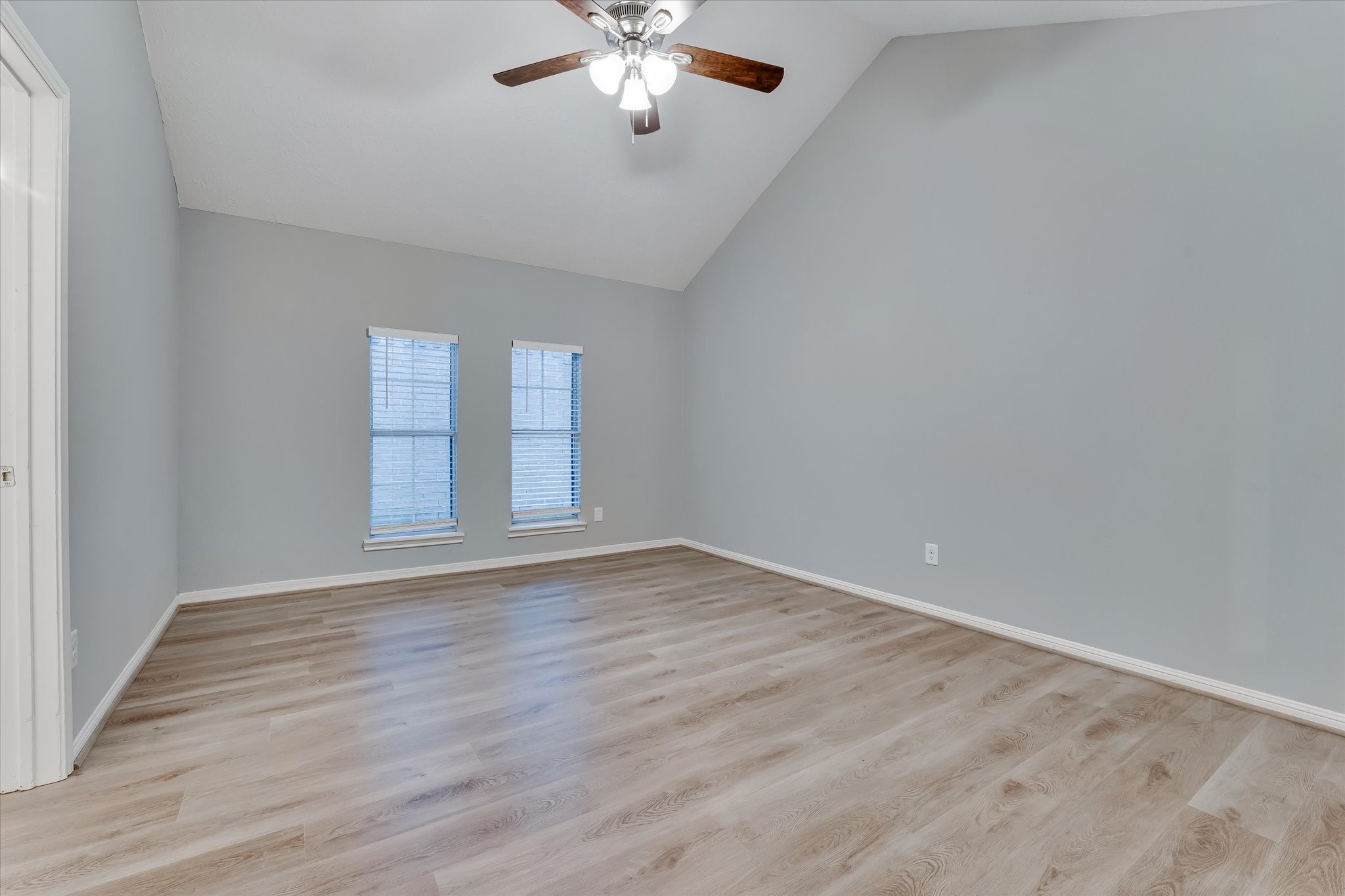 9407 Stockwell Street Houston, TX 77083 - Photo 16 of 29