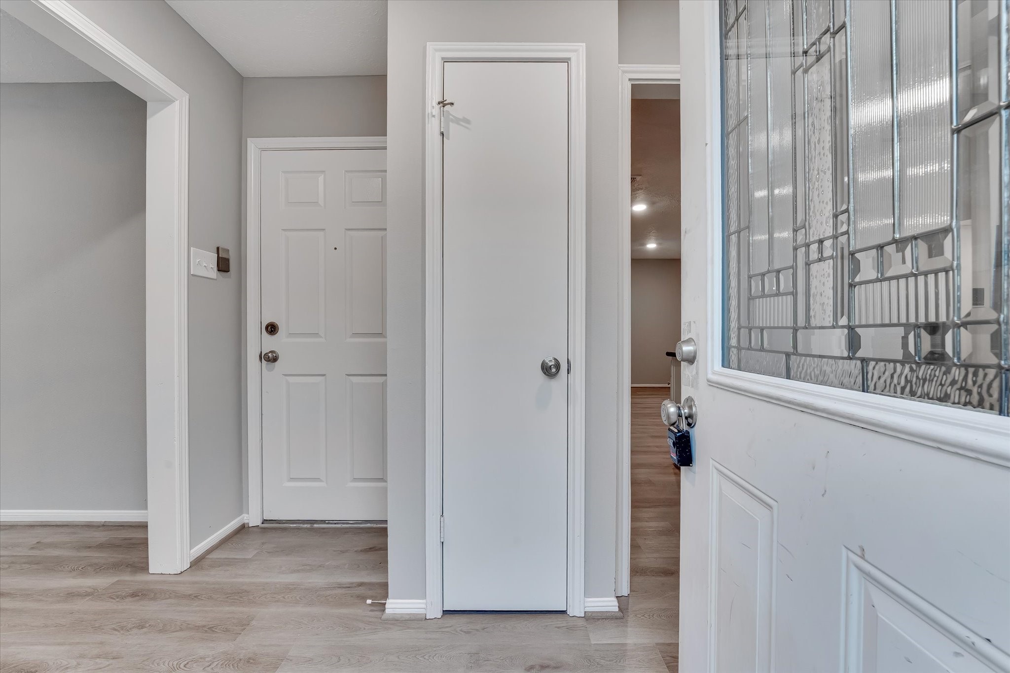 9407 Stockwell Street Houston, TX 77083 - Photo 4 of 29