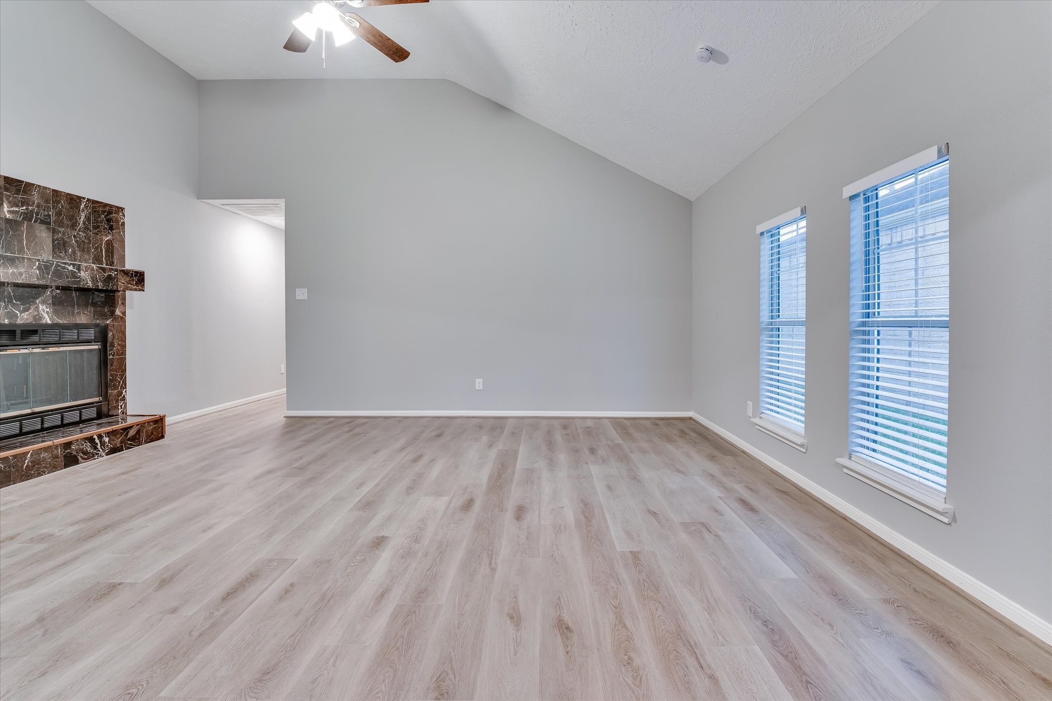 9407 Stockwell Street Houston, TX 77083 - Photo 8 of 29