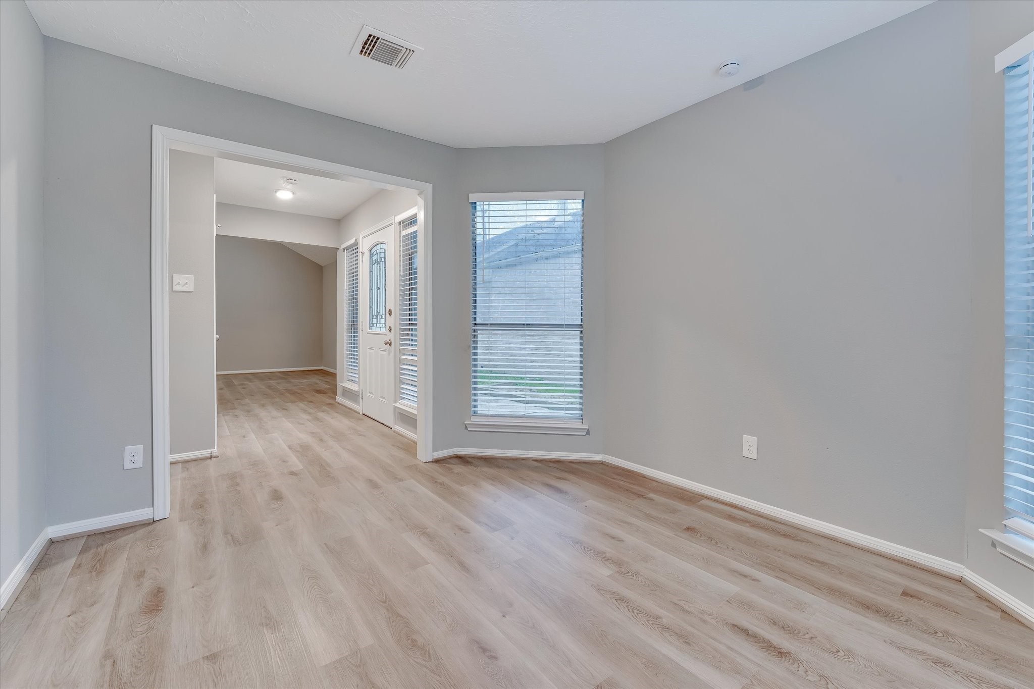 9407 Stockwell Street Houston, TX 77083 - Photo 10 of 29