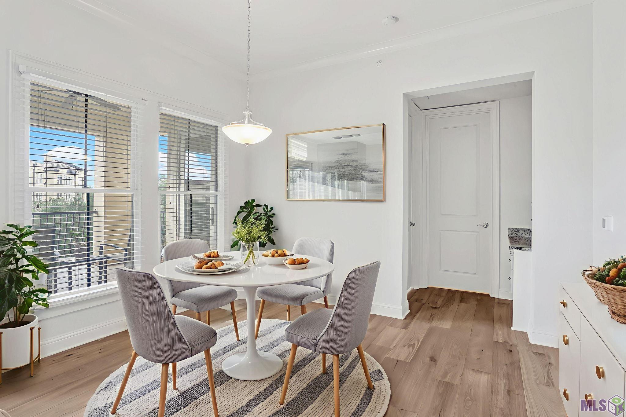 998 Stanford Avenue, Unit 402 Baton Rouge, LA 70808 - Photo 2 of 10