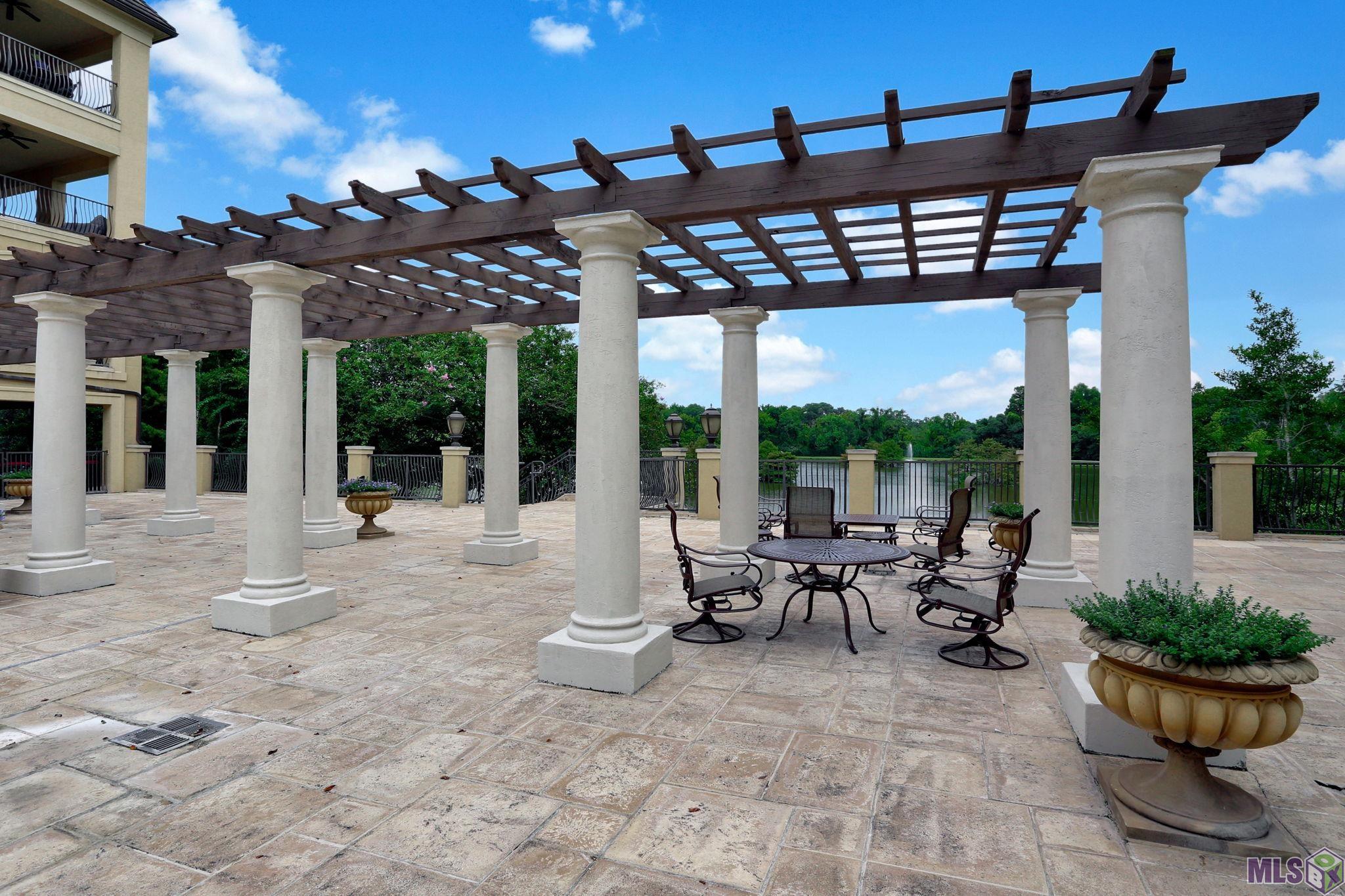 998 Stanford Avenue, Unit 402 Baton Rouge, LA 70808 - Photo 8 of 10