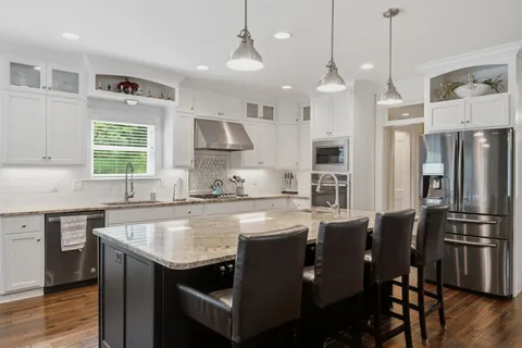 $1,550,000 | 1097 Johnny Hall Road, Burns, TN 37029