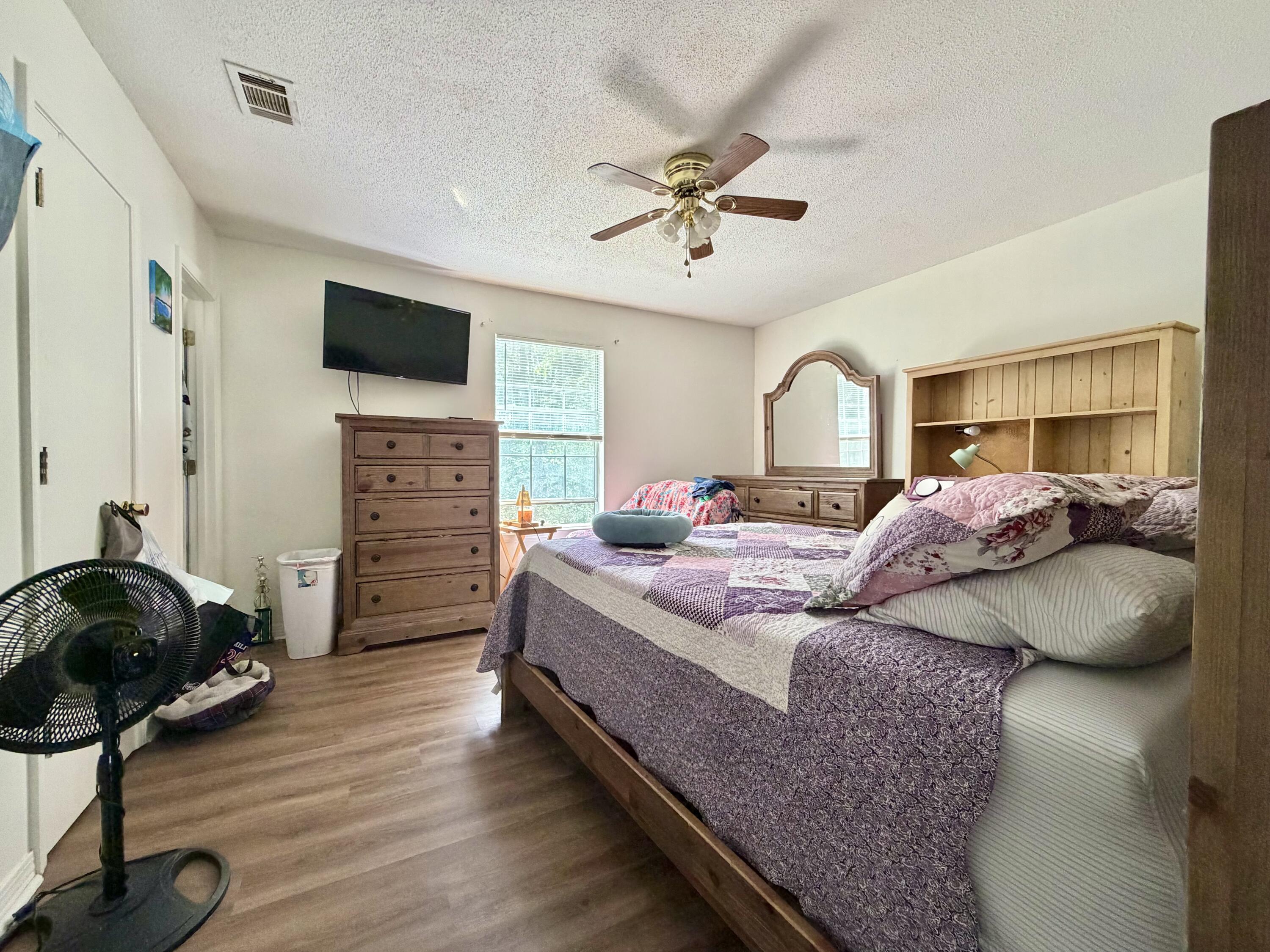 2880 Aplin Road Crestview, FL 32539 - Photo 4 of 9 IMG_4465