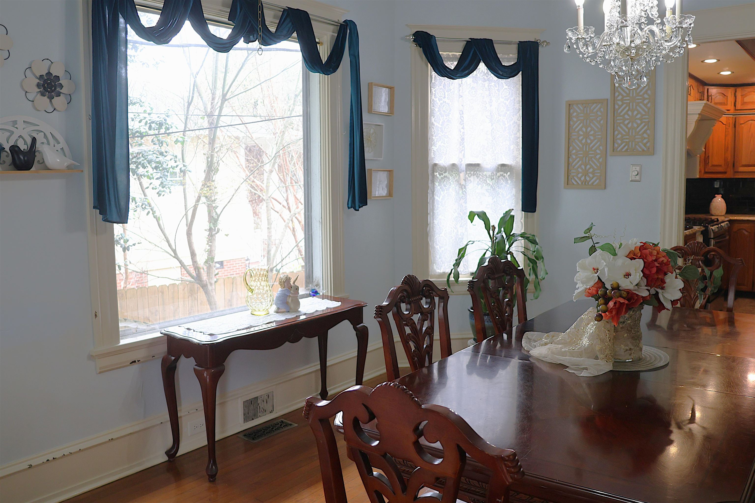 422 South Limestone Street Gaffney, SC 29340 - Photo 15 of 50