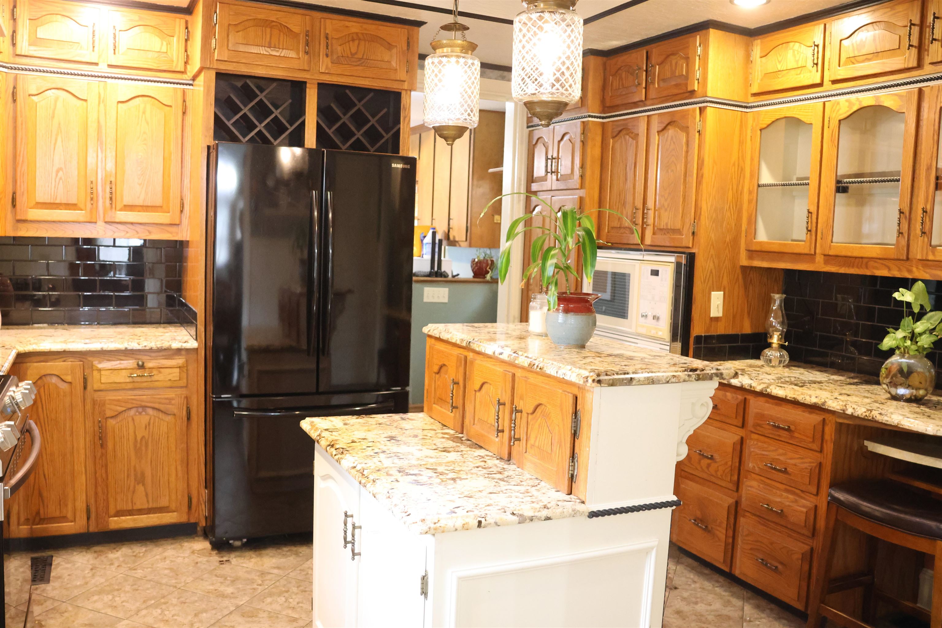 422 South Limestone Street Gaffney, SC 29340 - Photo 18 of 50