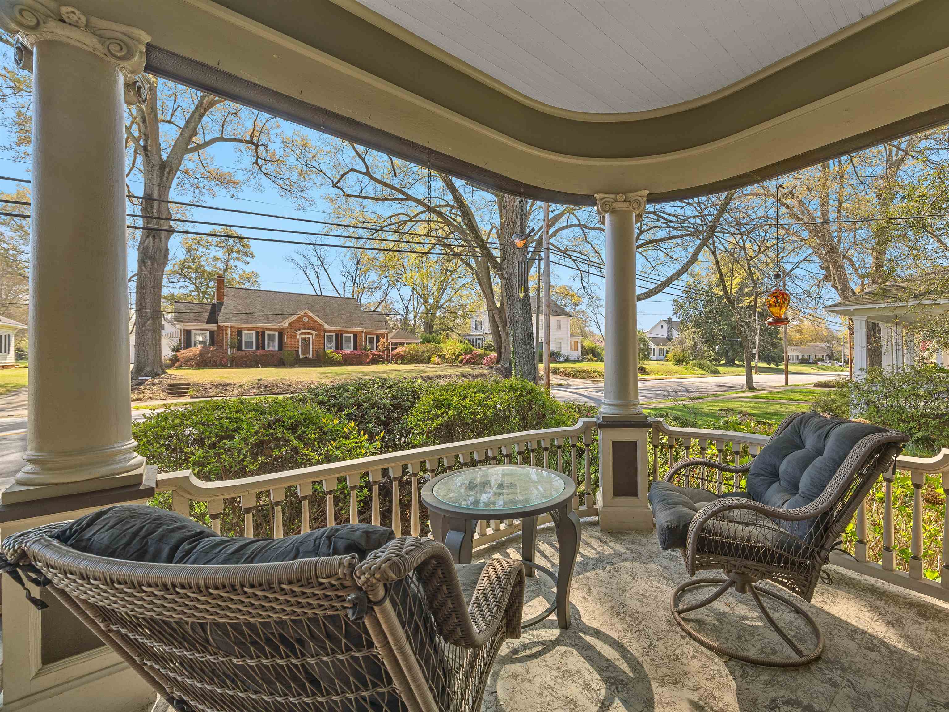 422 South Limestone Street Gaffney, SC 29340 - Photo 8 of 44