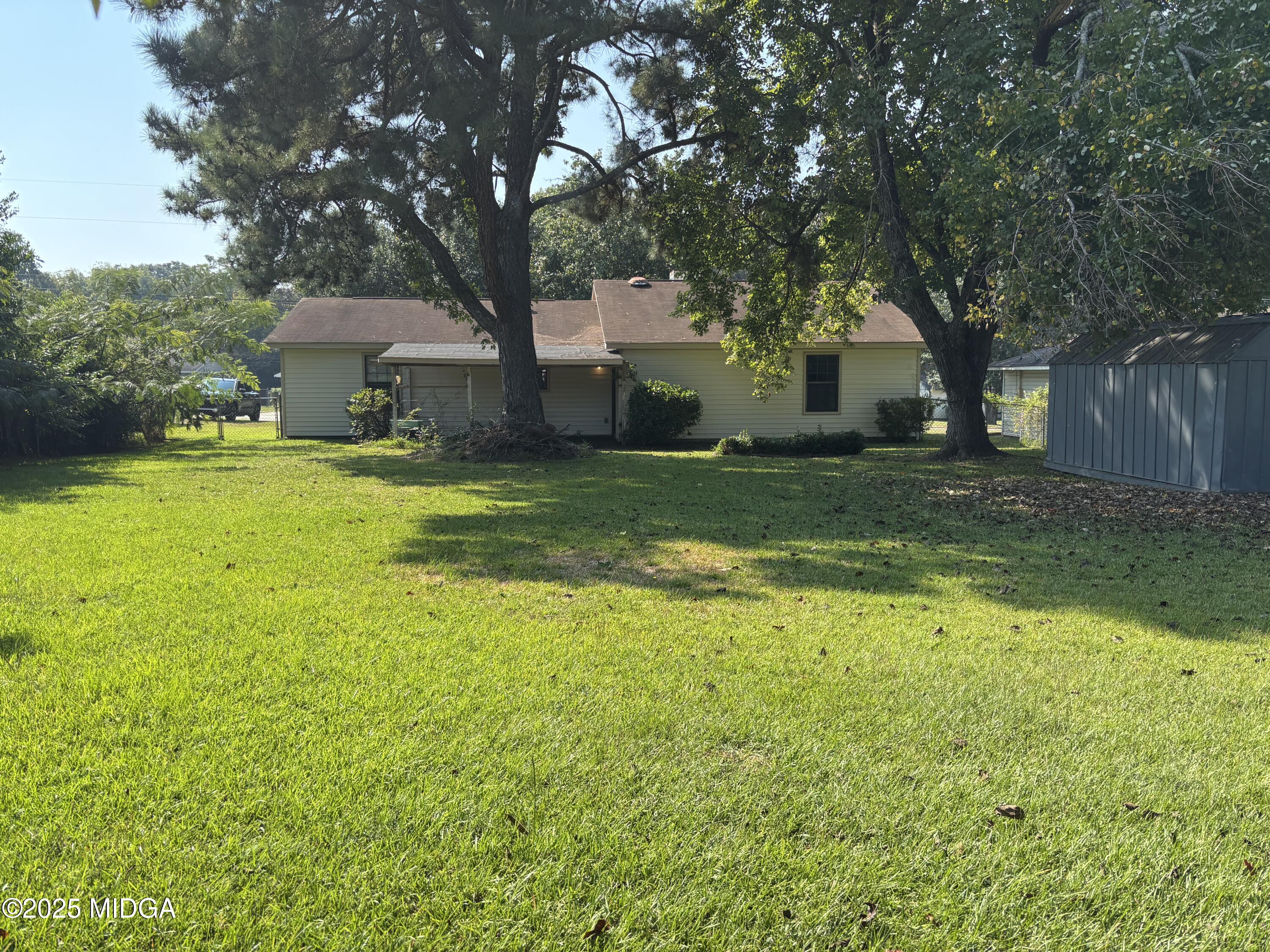 409 Fieldstone Road Warner Robins, GA 31093 - Photo 5 of 15 IMG_7483