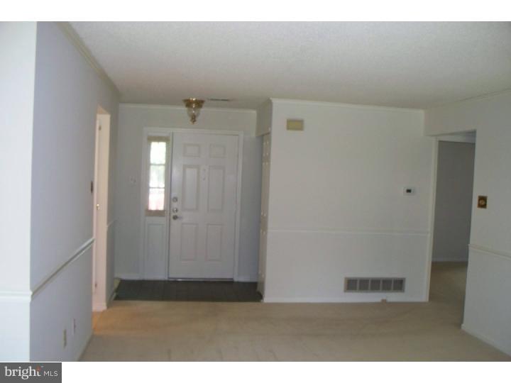 108 Chase Road Wayne, PA 19087 - Photo 5 of 18