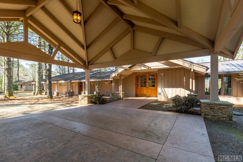 375 Flat Mountain Road Highlands, NC 28741 - Photo 2 of 37 Gallery Image 2