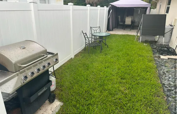 $2,800 | 2481 Northeast 2nd Avenue, Boca Raton, FL 33431