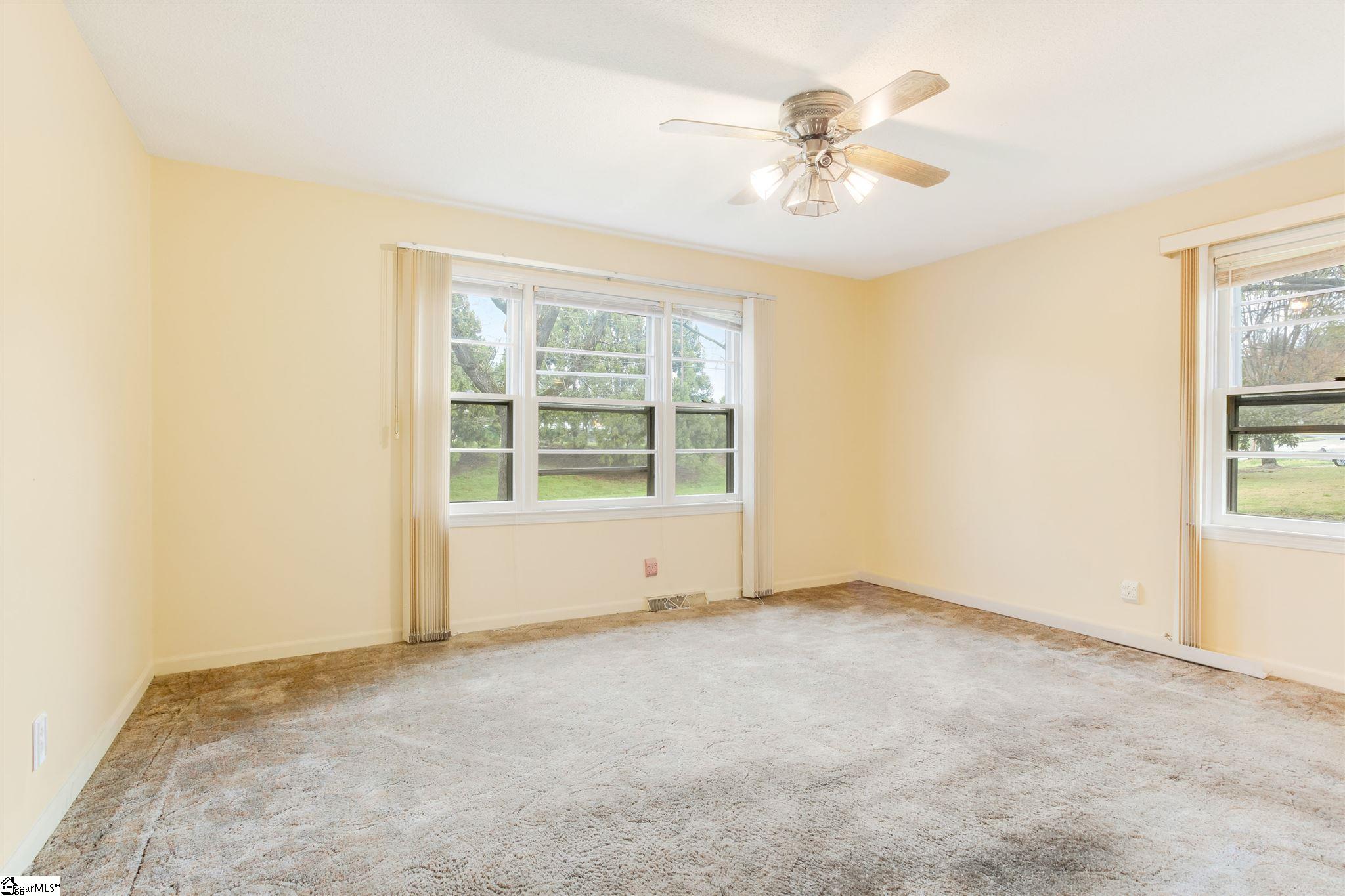 413 Chick Springs Road Greer, SC 29650 - Photo 12 of 25 Gallery Image 12