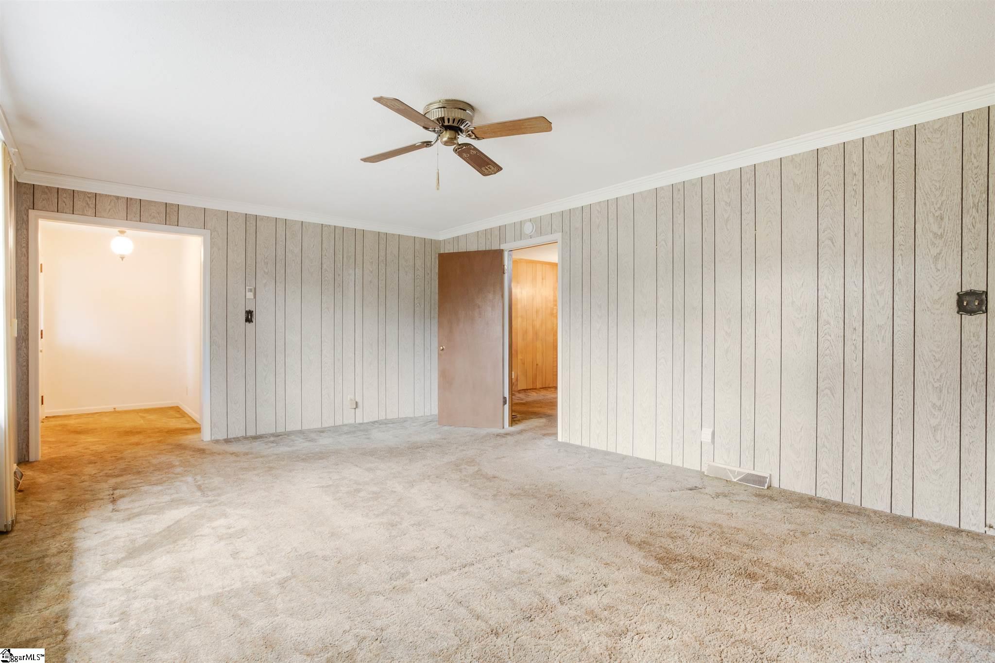 413 Chick Springs Road Greer, SC 29650 - Photo 5 of 25 Gallery Image 5