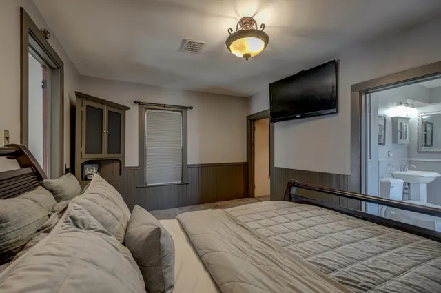 $505,000 | 612 Rice Street West, Stillwater, MN 55082