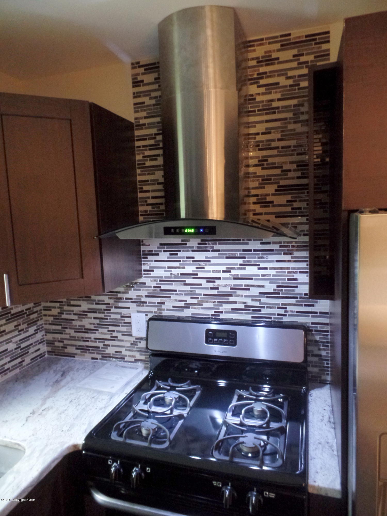 116 Yellow Birch Lane Long Pond, PA 18334 - Photo 16 of 35 stove