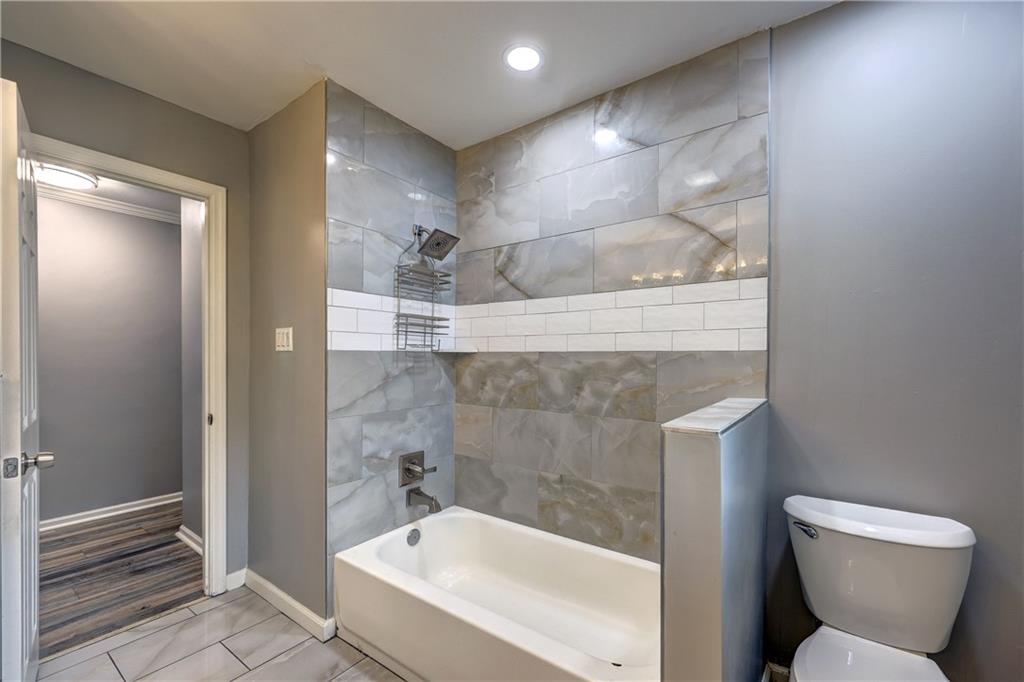 8901 Mission Road Leawood, KS 66206 - Photo 20 of 37