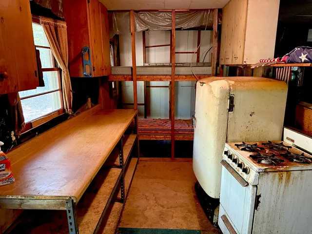 $270,000 | 715 North Groton Road, Hebron, NH 03241