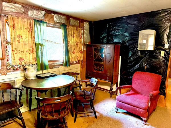 $215,000 | 715 North Groton Road, Hebron, NH 03241