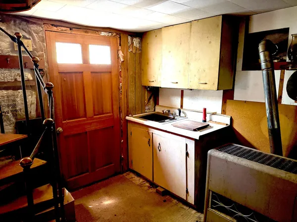 $215,000 | 715 North Groton Road, Hebron, NH 03241