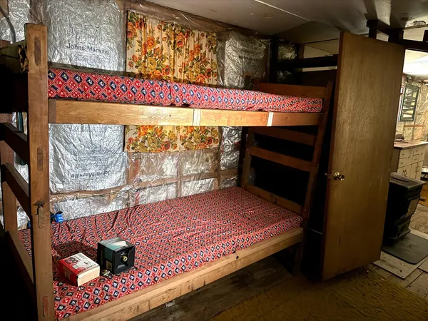 $215,000 | 715 North Groton Road, Hebron, NH 03241