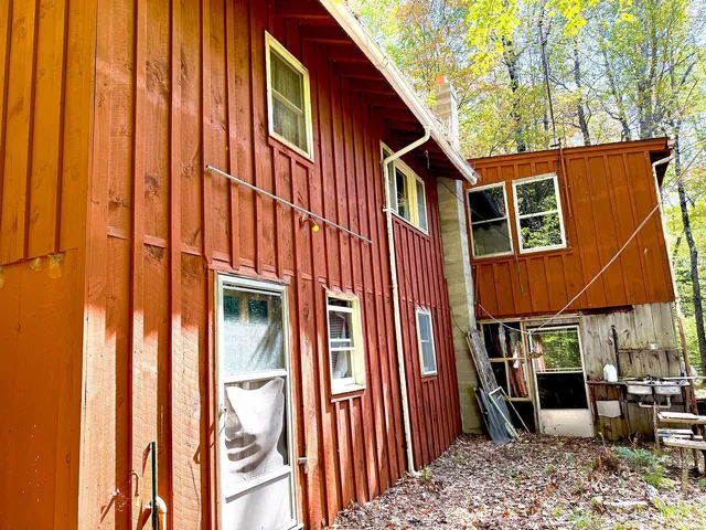 $270,000 | 715 North Groton Road, Hebron, NH 03241