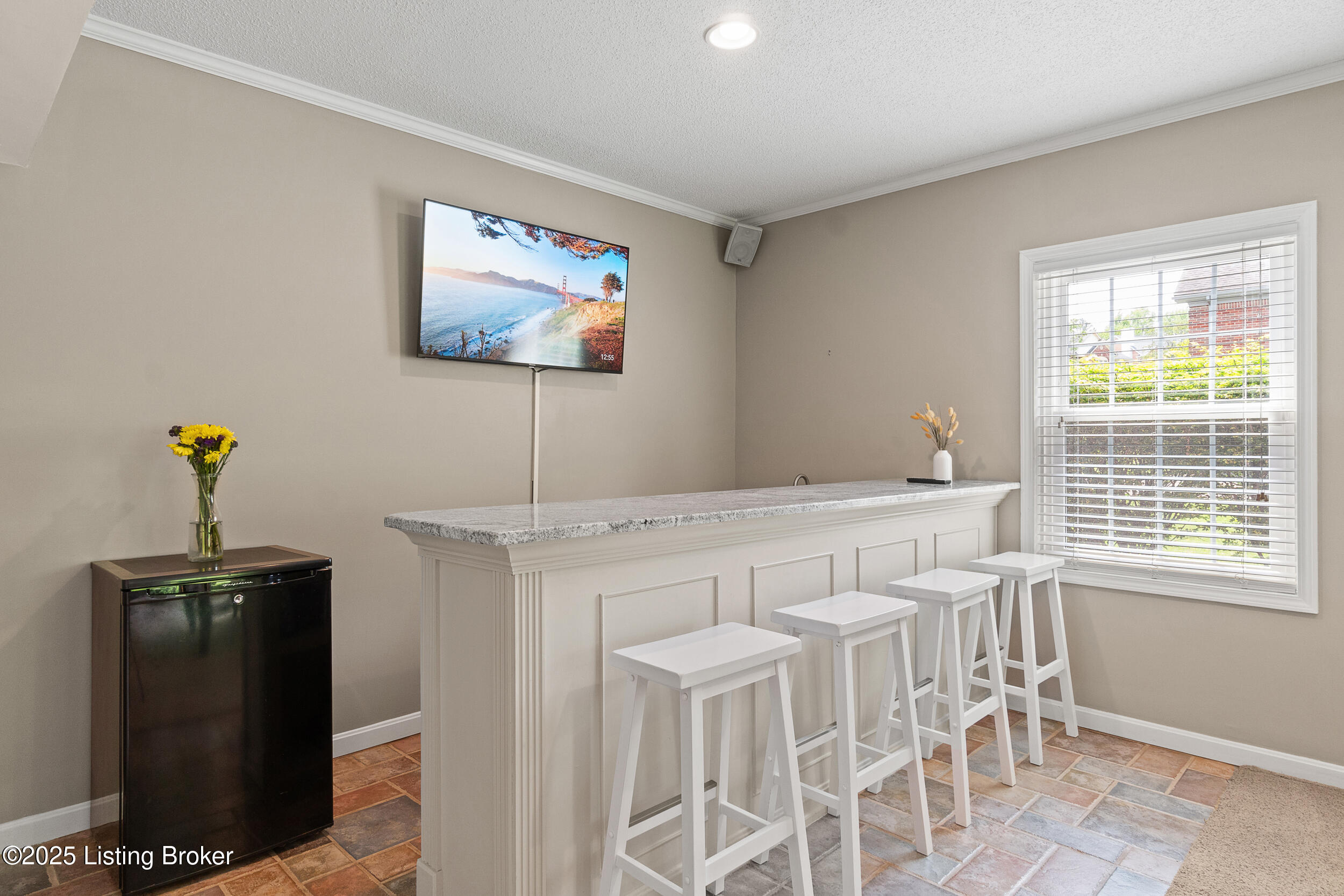 10307 Stone School Road Prospect, KY 40059 - Photo 50 of 81 10307 Stone School Rd - Wet Bar