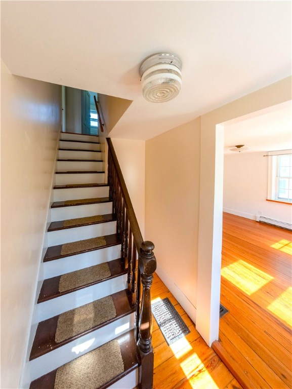 1724 Crandall Road Tiverton, RI 02878 - Photo 21 of 37