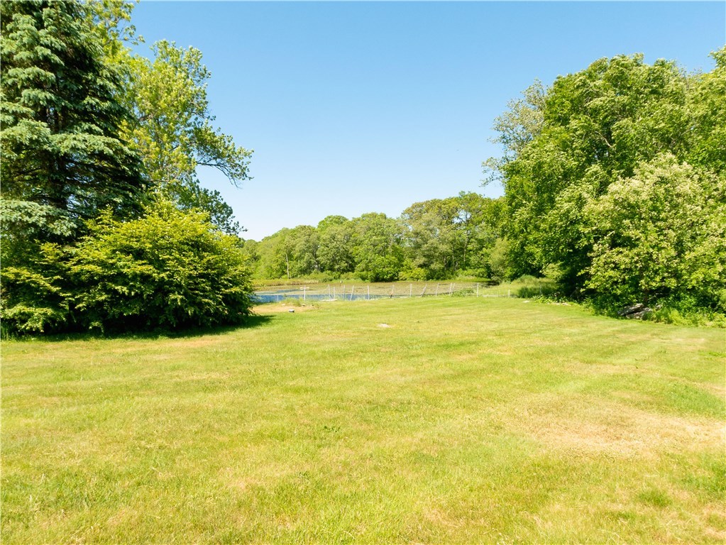 1724 Crandall Road Tiverton, RI 02878 - Photo 37 of 37