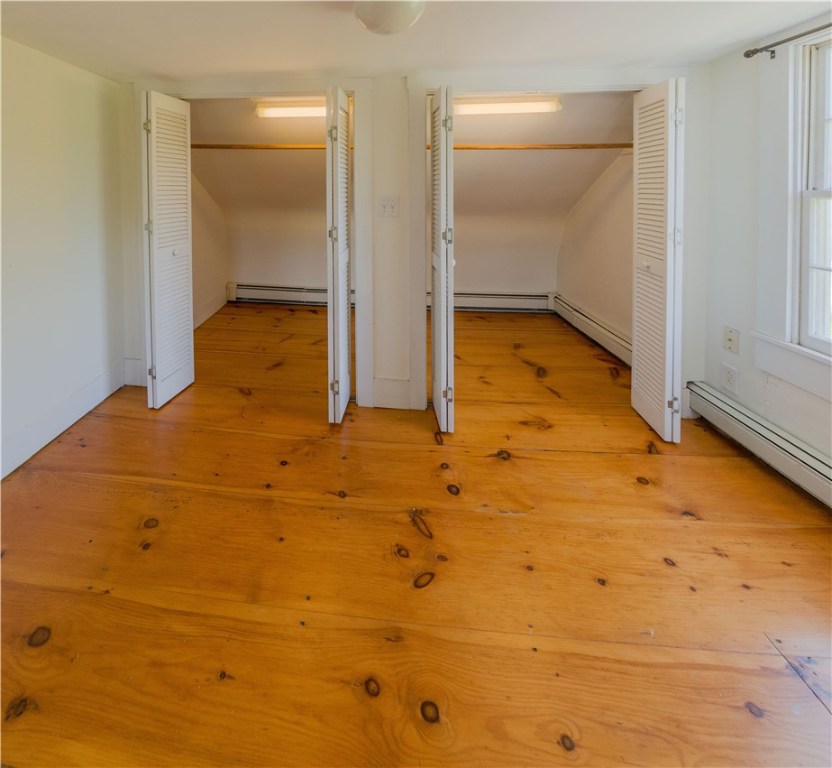 1724 Crandall Road Tiverton, RI 02878 - Photo 10 of 37